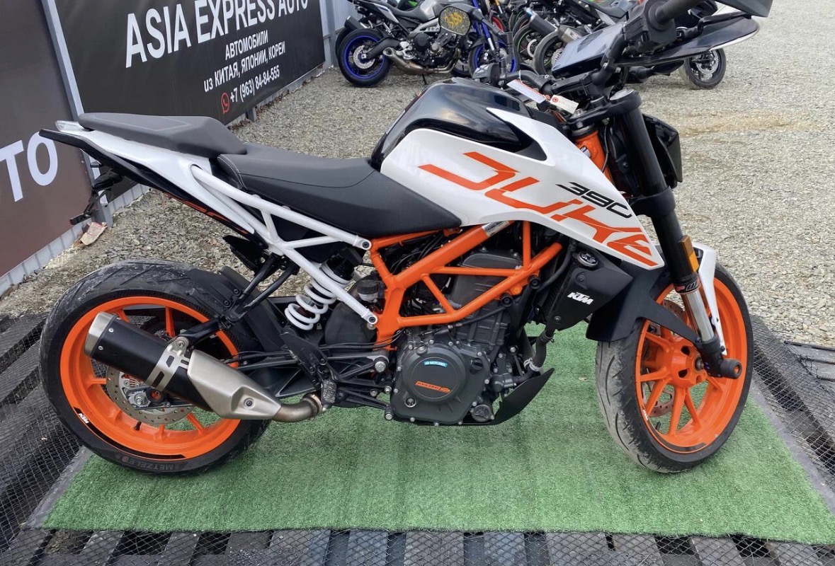 KTM DUKE 390